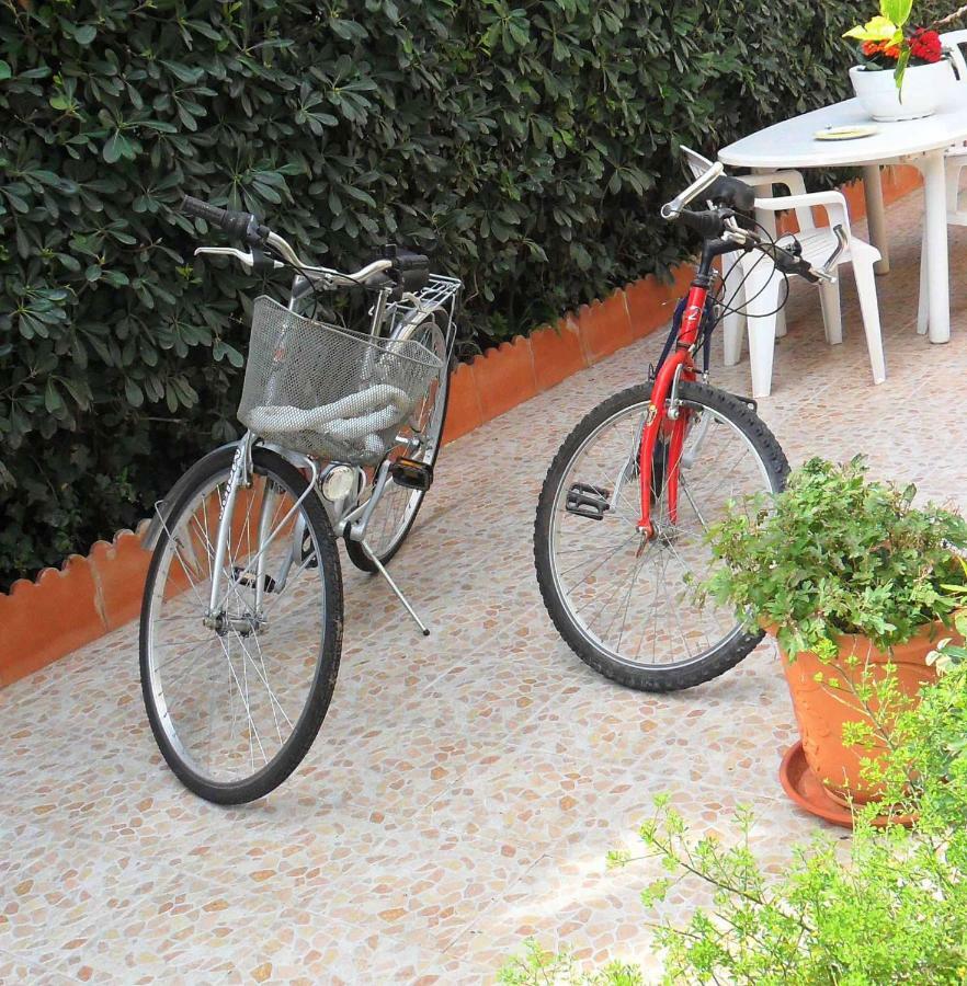 Il Giardino Di Laura Private Rooms Mondello Exterior foto